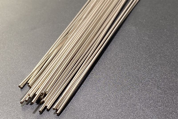 Silver-Based Brazing Alloy With Cadmium